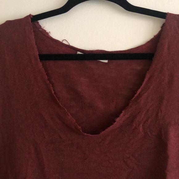 Maroon Distressed T-shirt from Abercrombie - Picture 2 of 4